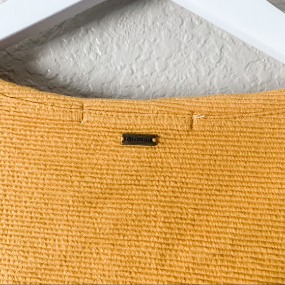 NWT! O' Niell Tabby Wrap Top - Picture 9 of 13